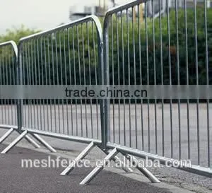 Fully Hot Dipped Galvanized Steel Tube Vertical for Large Areas Crowd Control Barriers photo-5