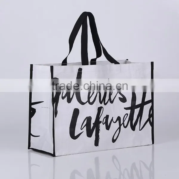 PP Woven Fabric With MAT Lamination, Shopping Bag ,webbing PP Handle ,with CMYK Printing photo-2