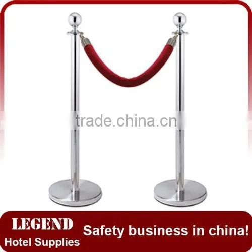 New Balance Crowd Control Velvet Rope Barrier photo-6