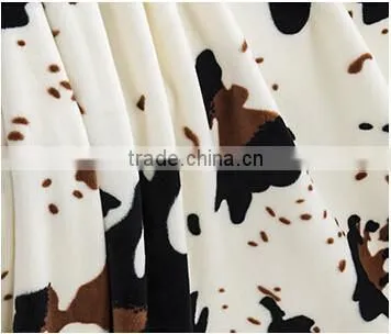 Cute Cow Pattern Coral Fleece Blanket photo-5