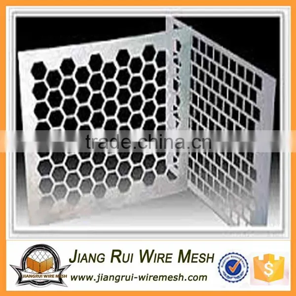 Low Carbon Steel Perforated Metal Plate Mesh/ Galvanized Plate 2mm Perforated Matel Mesh photo-5