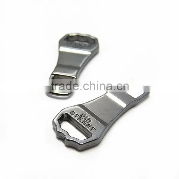 Black Metal Logo Zipper Pulls For Cloth Accessories photo-4