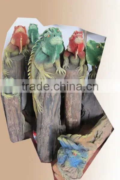 Sawdust Animal Figurine photo-3