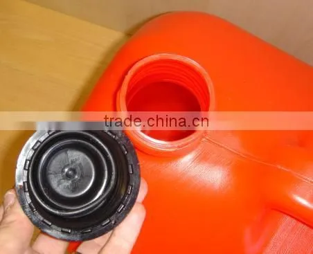 OEM Blow Molding Plastic Unleaded Fuel Can With Pourer Jerry Cans Hdpe Huizhou Facatory photo-3