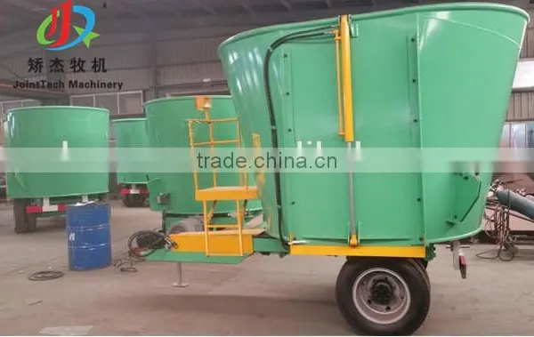 Cattle Feed Mixing in the Farm/tmr Mixing Wagon Trailer photo-5