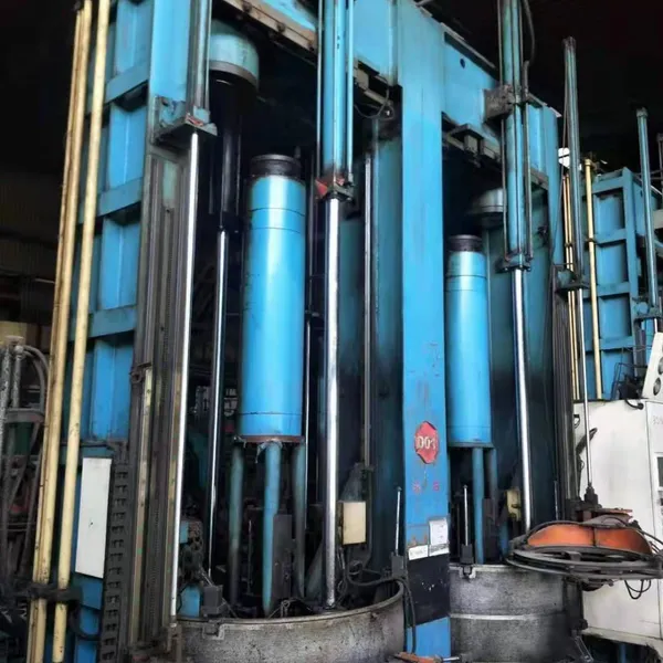 Used Tyre Curing Press photo-4