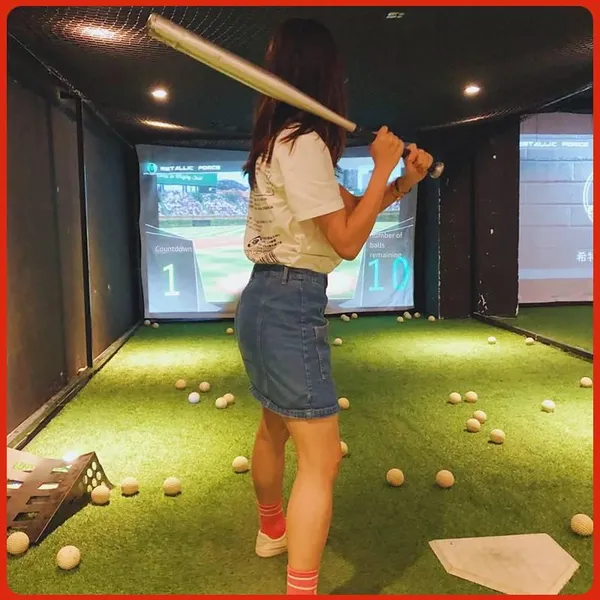 Indoor Large-scale Digital Sports Simulated Baseball Batting Sports Hall Entertainment Experience Game Equipment, Trendy Sports Play Hall photo-3