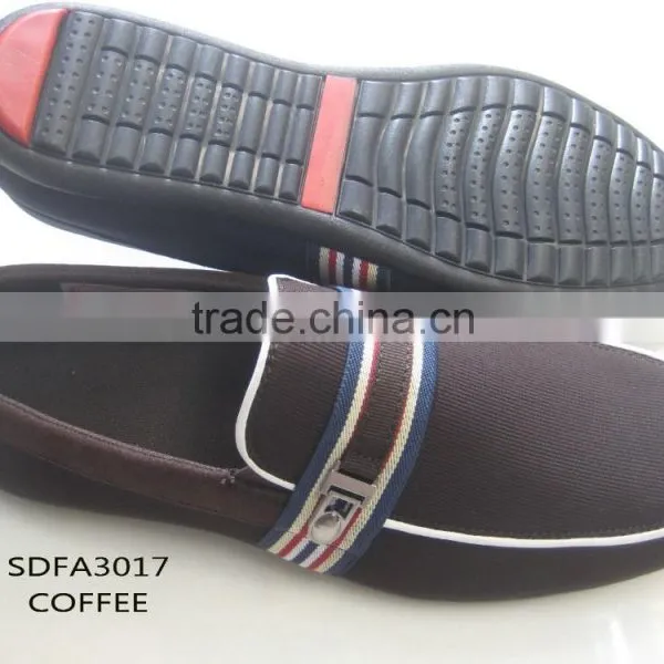 2015 New Style Rubber Shoes With Special Buckle Made in China. photo-3