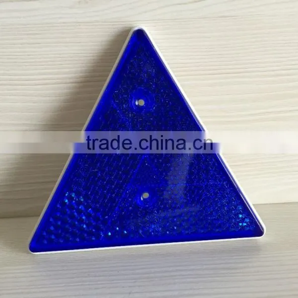 Top Sale Truck Triangle Colorful Plastic Warning Reflectors photo-3