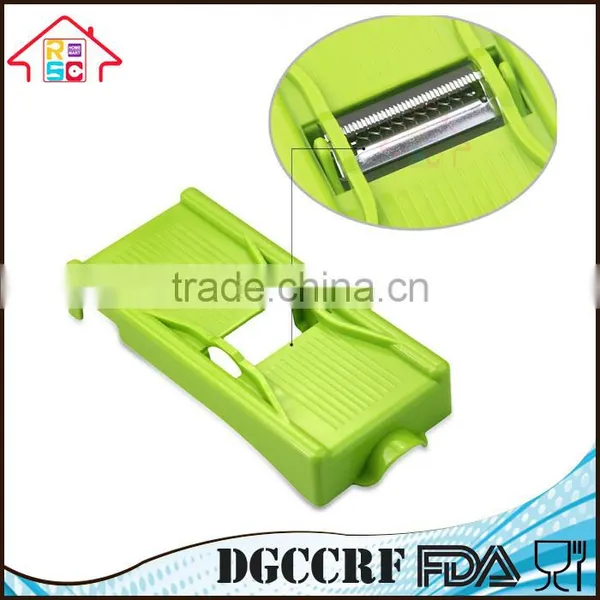Reliable Factory Multifunction 2 in 1 Vegetable Fruit Salad Peeler Silcer photo-4