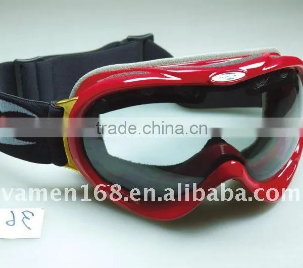 2016 Latest Design Ski Goggles With CE photo-2