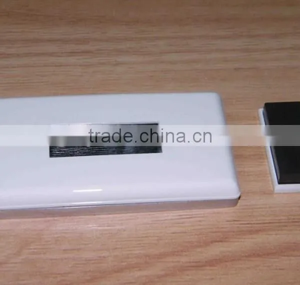 3'' Digital Wearable Video Badge With EU or US Charger, MP4 Advertising Player, Video Name Tag photo-2