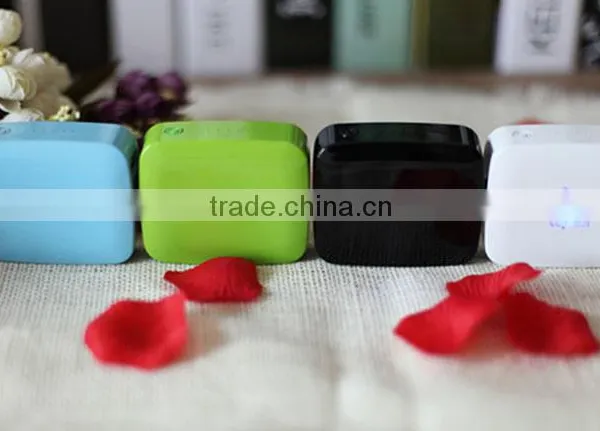 Emitting Logo Universal External Power Bank 5600mah photo-2