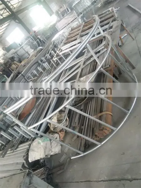 Round Bale Feed Rack Hay Feeder photo-2