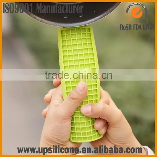 Hot Selling Slip Proof Silicone Pot Holder Silicone Pot Handle Holder photo-2