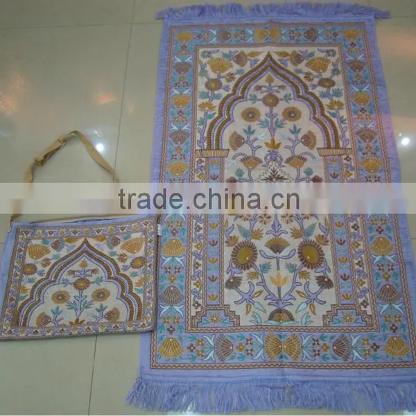 BT-804 New Design Polyester Muslim Prayer Rugs With Bag Muslim Carpet photo-3