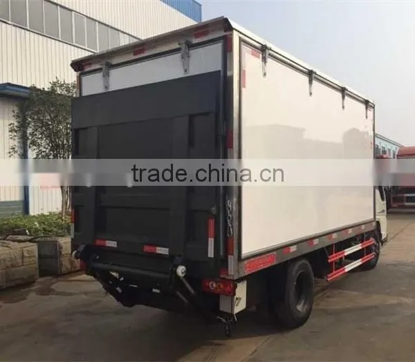 NEW Dongfeng Refrigerated Truck /5 Tons Refrigeration Truck/refrigerator Truck photo-4