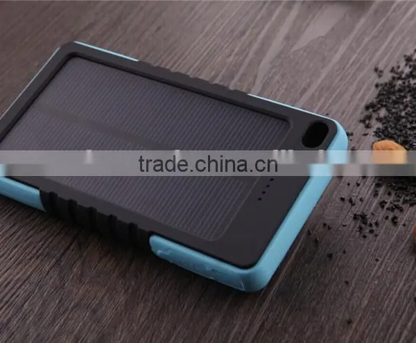 2015 New Innovative High Quality Monocrystalline Portable LED Indicator Slim Mini Portable Solar Panel Charger photo-4