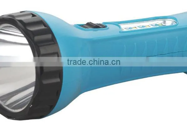2015 New Low Price 1W Led Plastic Flashlight With Plug photo-4