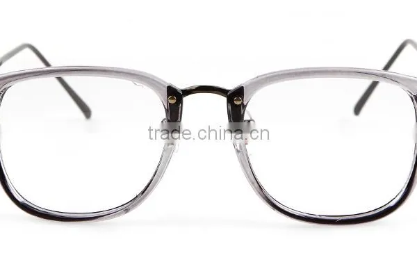's Most Stylish New Mode Essential Gold Metallic Frames Eyewear photo-4