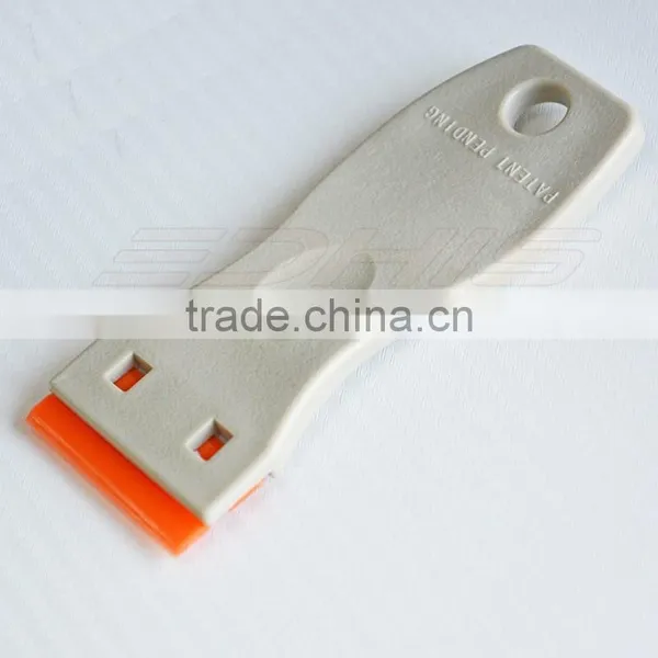CN052 Hard Scraper With 1.5 Inch Double Side Plastic Razor Blade photo-2