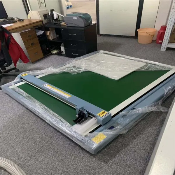 Cheap and Widely Applied Paper Pattern Cutter Garment Pattern Cutting Machine White Board Kraft Cutting Plotter photo-2