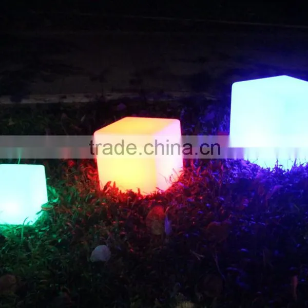 12"Solar LED Light Decotative Cube With Remote Control YXF-3030S photo-4