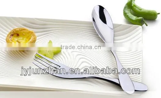 Stainless Spoon Fork Sets With Nice Design and Plastic Box Packing With Food Certificate Safe-using photo-3