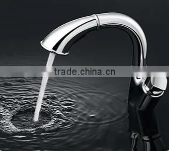 Single Hole Pull-out Wash Basin Faucet photo-3