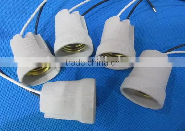 Good Quality E27 Lamp Holder Ceramic Material photo-5