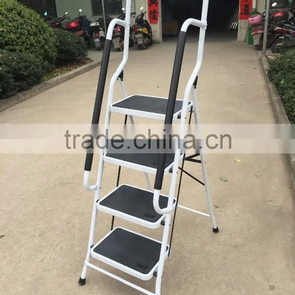 With New EN131/14183 ,ANSI /SGS Foldable 4 Step Ladder With Handrail,folding Ladder photo-3