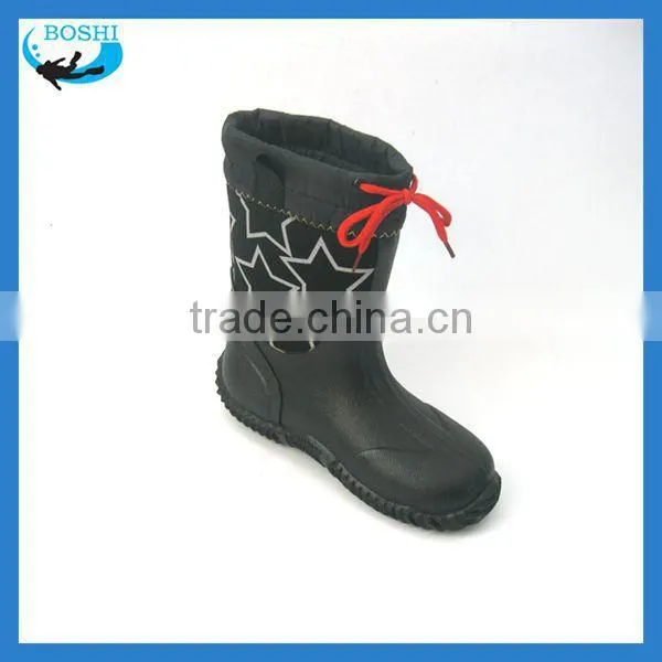 Neoprene Lining Rubber Girl Shoes photo-4