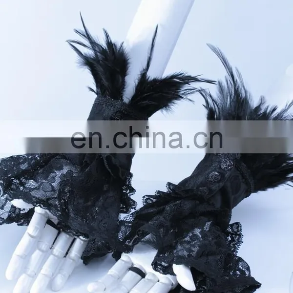 Gothic Laced Mini Gloves With Feathers photo-2