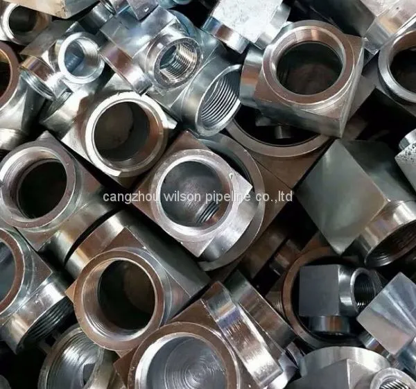High Temperature Pipe Fitting ASTM A105N 90Degree Elbow Threaded 3000 6000 photo-3