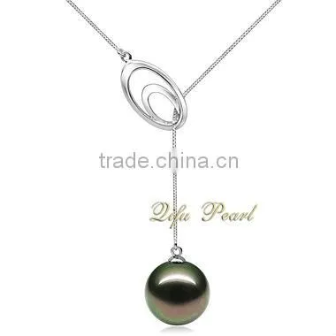 Hanging Style Unique 18k White Gold Tahitian Black Pearl Pendant Necklace & Charm