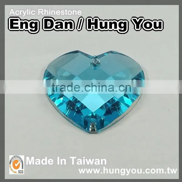 Bulk Wholesale 4 Holes Heart Shaped Sew On Acrylic Rhinestone With Silver Foil Back photo-3