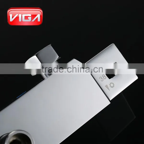 Thermostatic Faucets Feature Shower Head Chrome Surface Finishing photo-3
