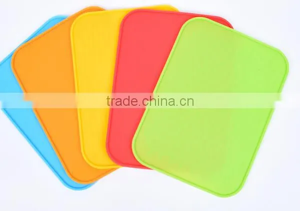 Candy Color Multifunction Rectangular Table Mat Waterproof Silicone Mat photo-6