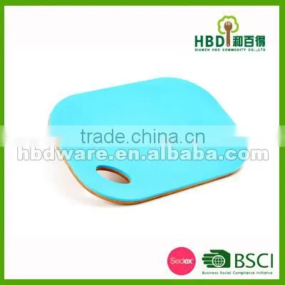 Color Plastic Bamboo Chopping Board With Holes photo-3