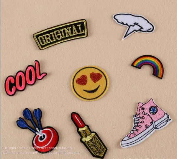 Professional computer machine made embroidered patch for kids clothing