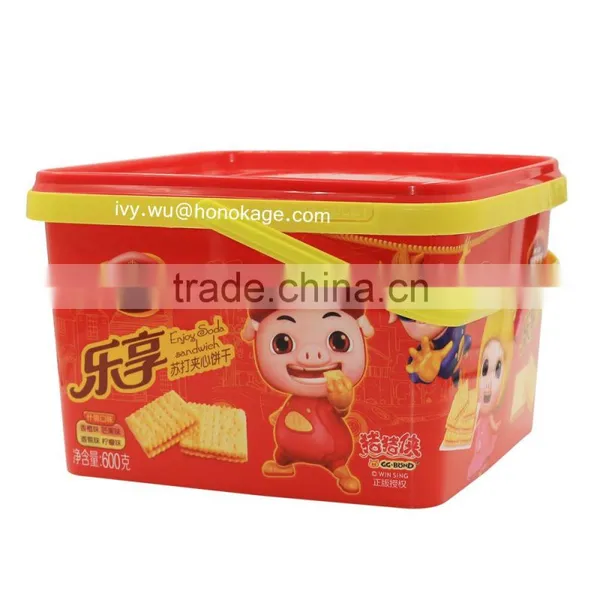 2.5L Plastic Cookies Container With Handle,In- Mold Label Food Grade Degradable Biscuit Plastic Container photo-3