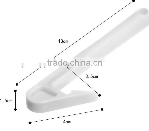 Wholesale Stock Plastic Hanging Can Opener Bottle Opener photo-5