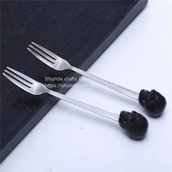 Head Skulls Knife Skeleton Resin Shelf For Home Kitchen Shelf,Black Skull Fruit Fork Set photo-5