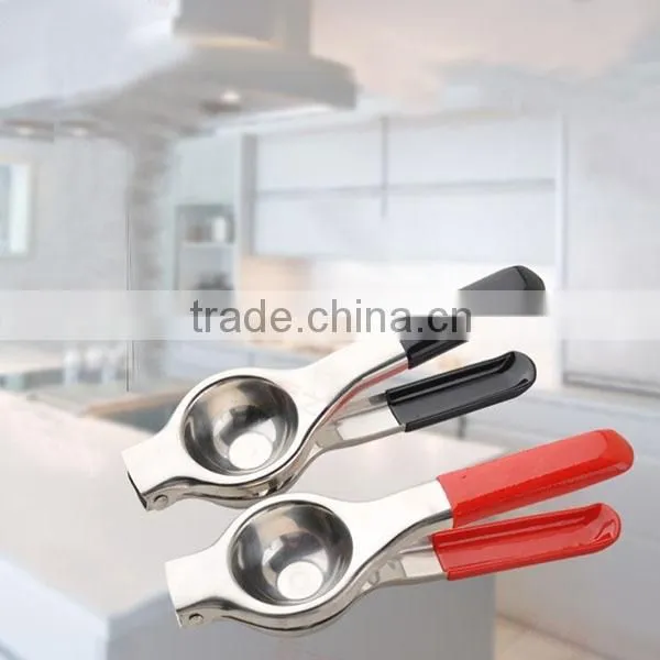 Latest High quality strong Stainless Steel Lemon Squeezer with Silicone Handles Best Manual Lemon Squeezer