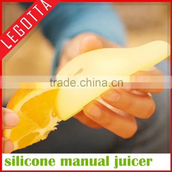 Cheap Price Food Grade Durable Silicone Hand Press Juicer Squeezer photo-5