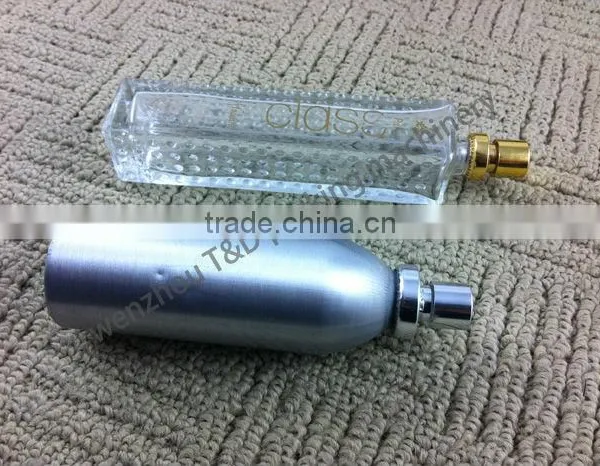 Pneumatic Perfume Sprayer Capping Machine photo-2