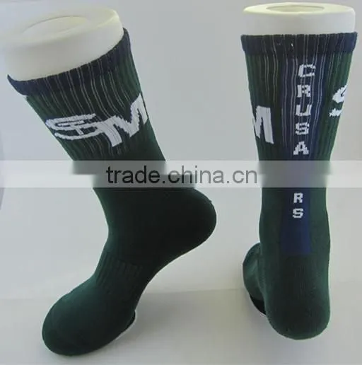 Fashion Style China Custom Knitted Nylon Socks photo-4