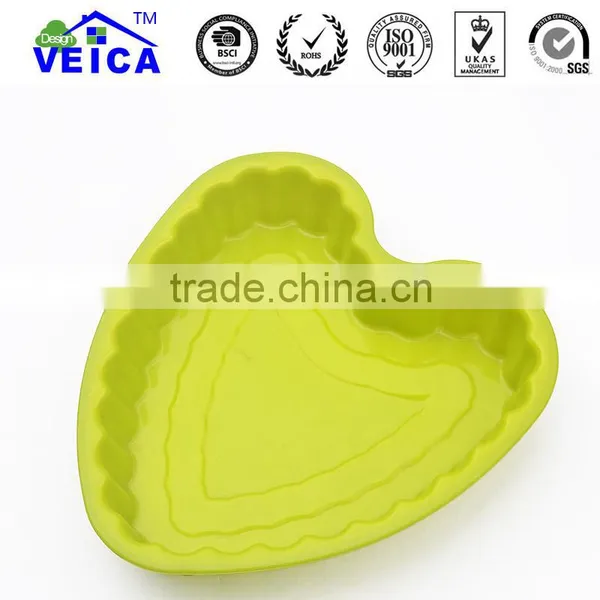 2016 Hot Sale Popular Cake Mold Kids Bakeware Set