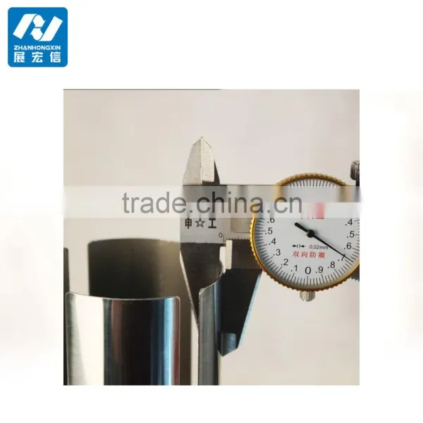 Shenzhen Supplier Stanchions Retractable Belt Barriers Sign Stanchions photo-4