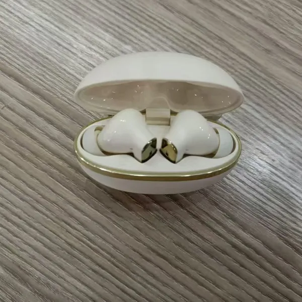 Наушники TWS с цифровым дисплеем и беспроводным подключением по Bluetooth
